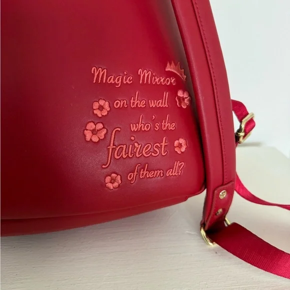 Loungefly Disney Snow White and the Seven Dwarves Heart Box Mini Backpack NWOT - Picture 12 of 16